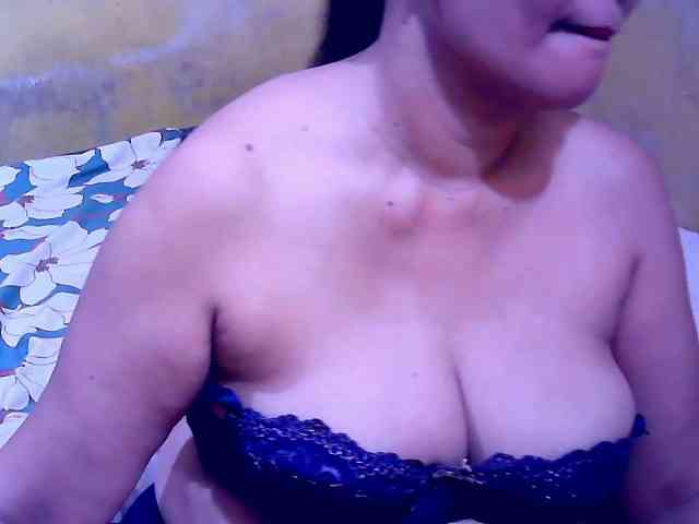 SweetMonlight webcam