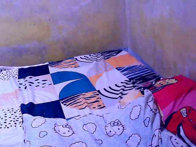 SweetMonlight webcam