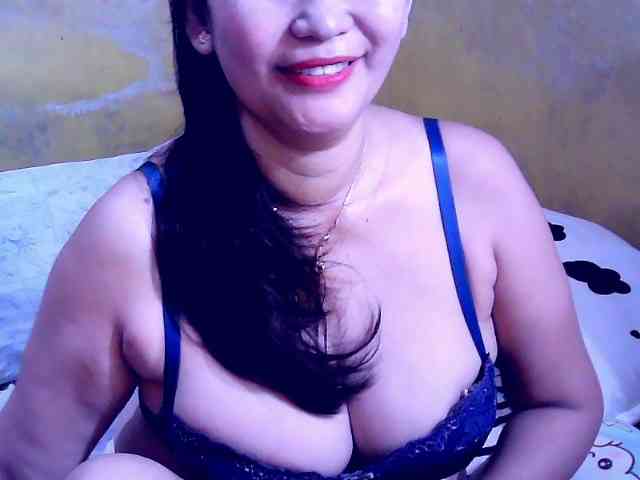 SweetMonlight webcam