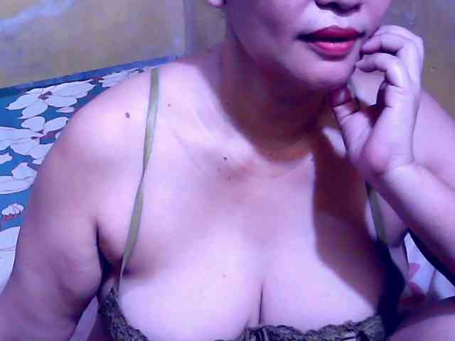 SweetMonlight webcam