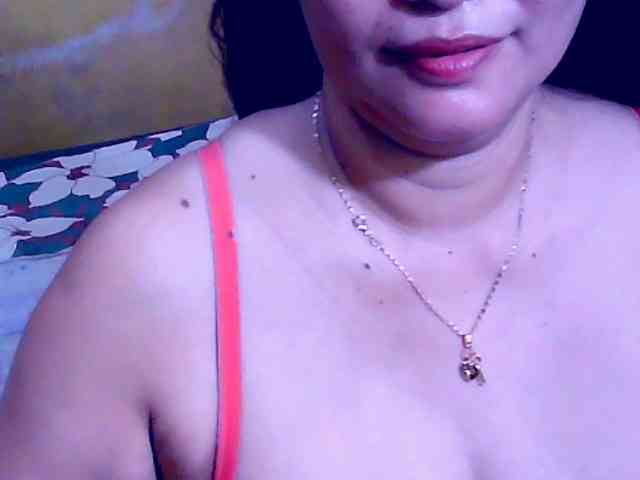 SweetMonlight webcam
