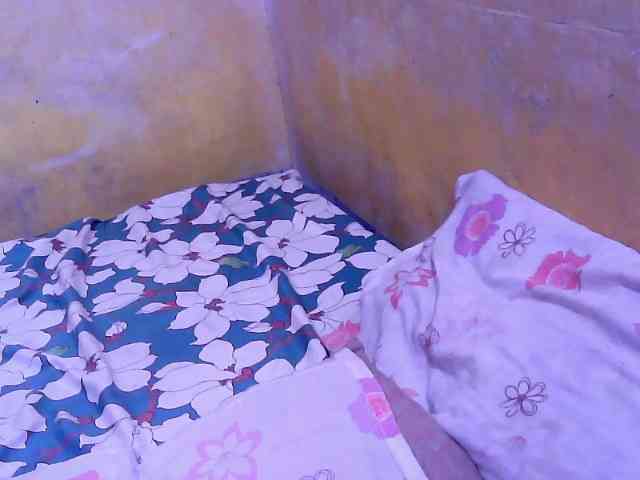 SweetMonlight webcam