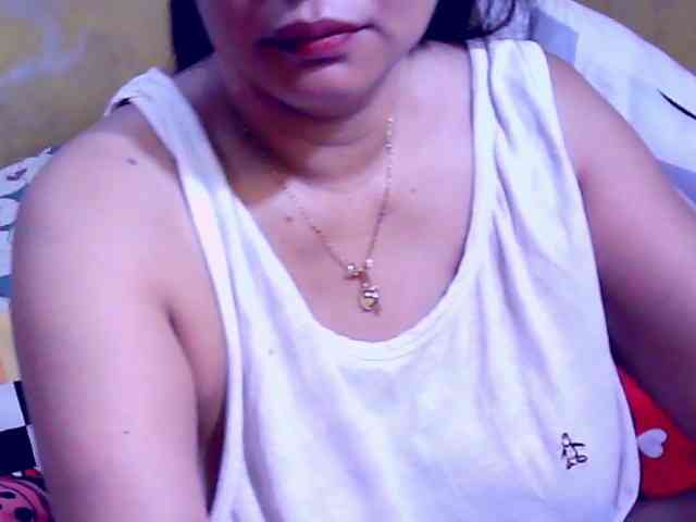 SweetMonlight webcam