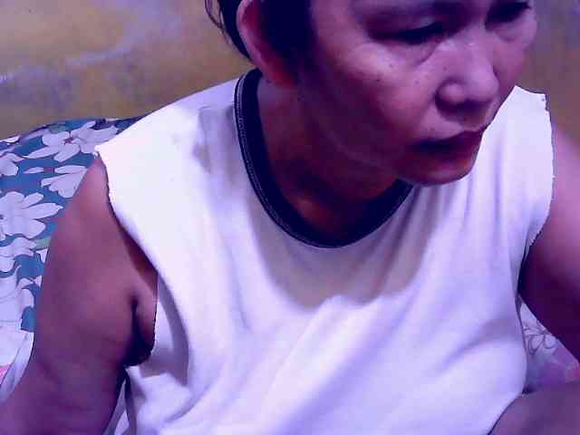 SweetMonlight webcam