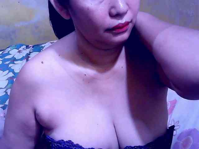 SweetMonlight webcam