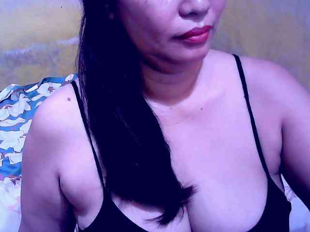 SweetMonlight webcam