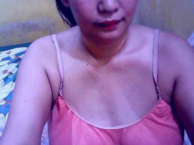 SweetMonlight webcam