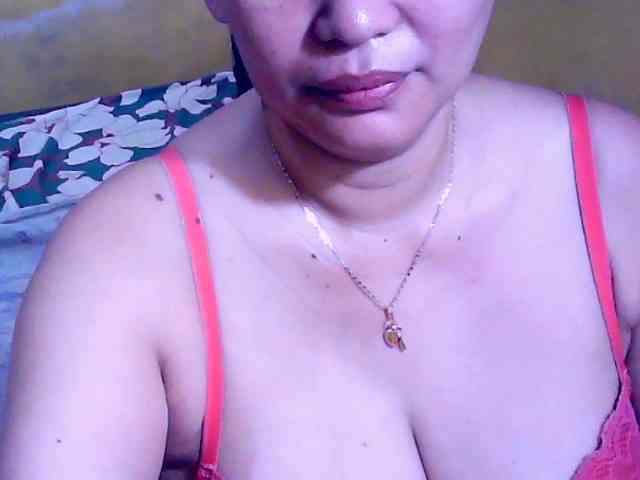 SweetMonlight webcam