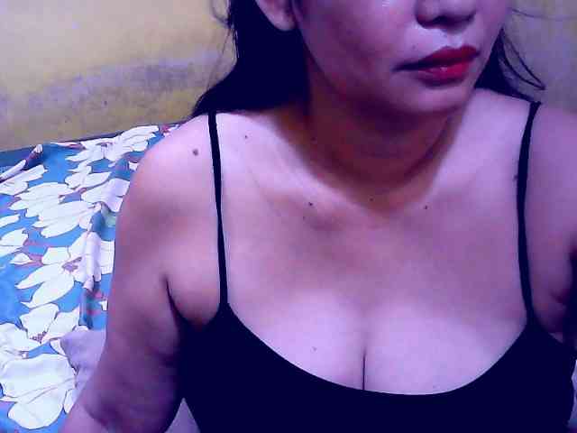 SweetMonlight webcam