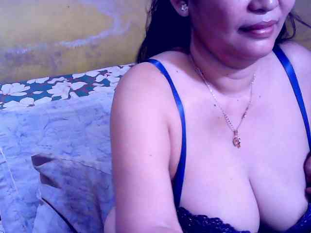 SweetMonlight webcam