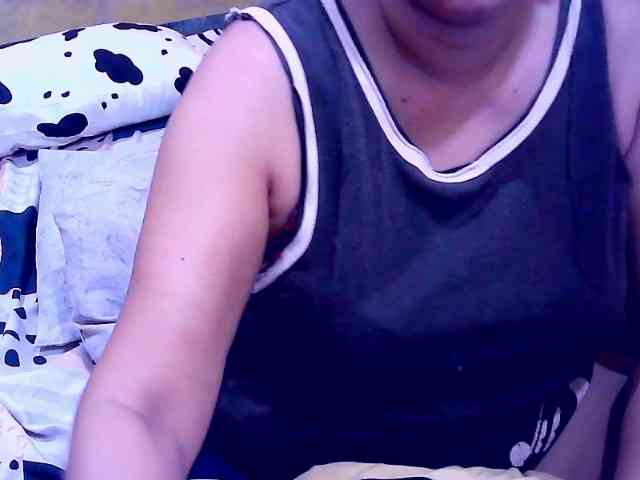 SweetMonlight webcam