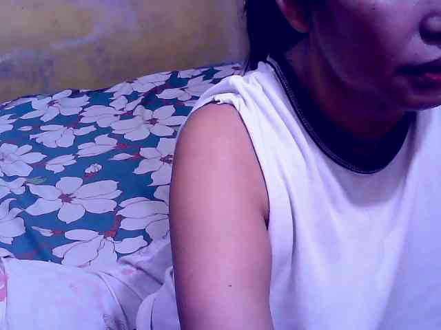 SweetMonlight webcam