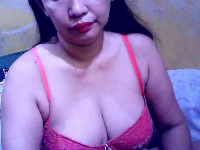 Sweetmonlight's cam show statistics and live stream