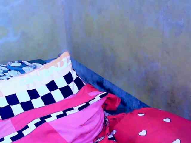 SweetMonlight webcam