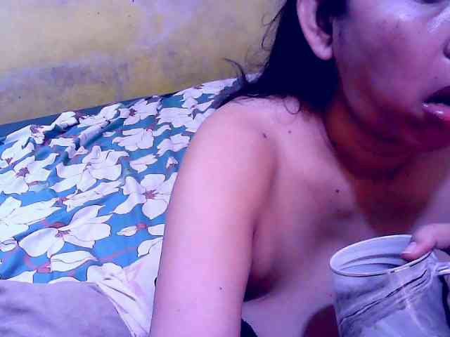 SweetMonlight webcam