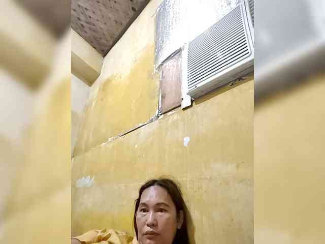 SweetMonlight webcam