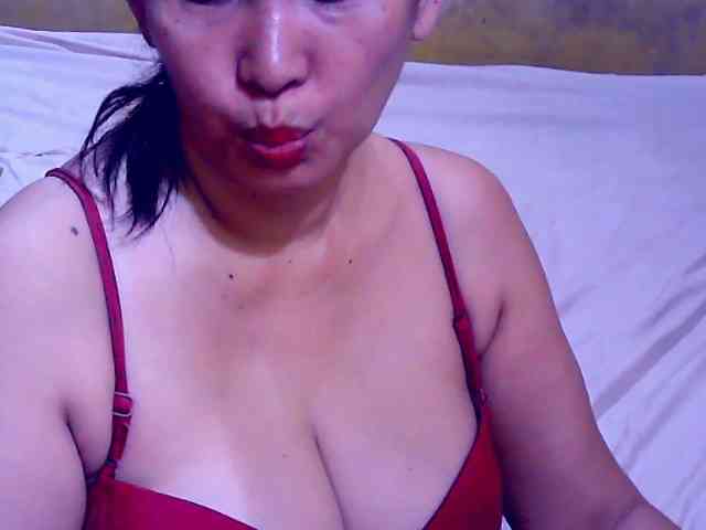 SweetMonlight webcam