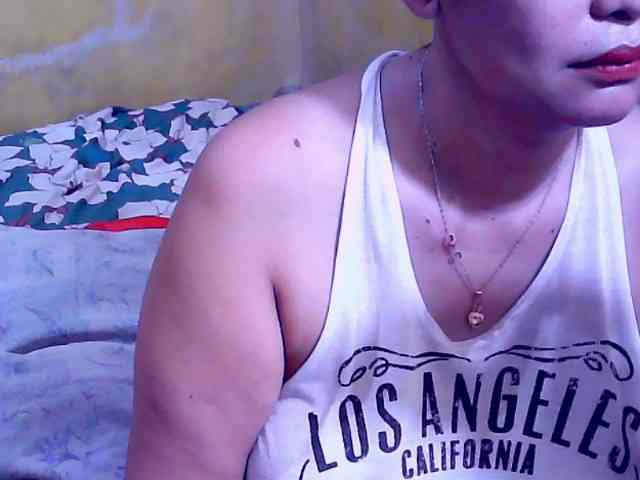SweetMonlight webcam