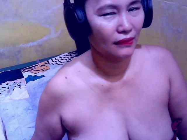 SweetMonlight webcam