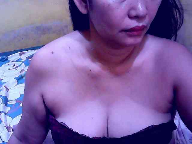 SweetMonlight webcam