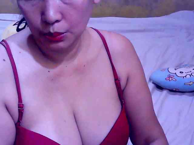 SweetMonlight webcam