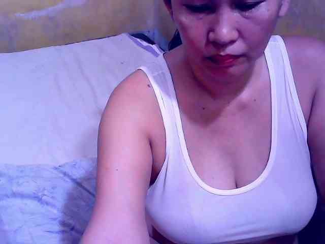 SweetMonlight webcam