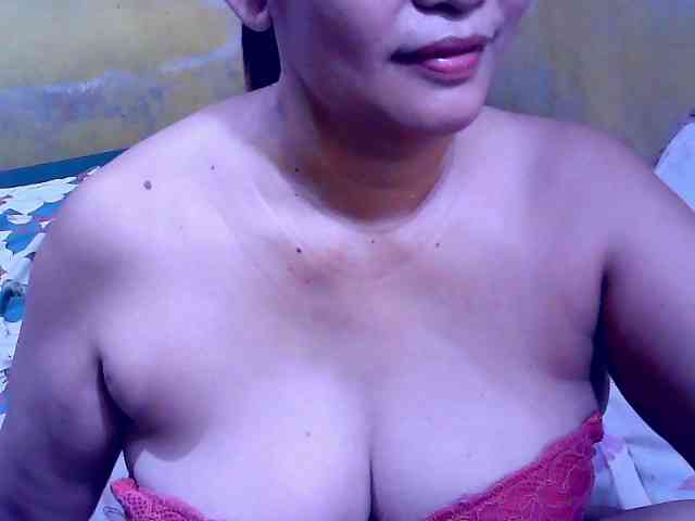 SweetMonlight webcam