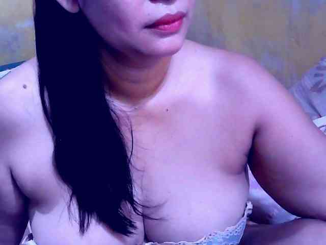 SweetMonlight webcam