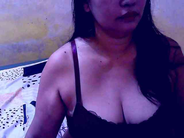 SweetMonlight webcam