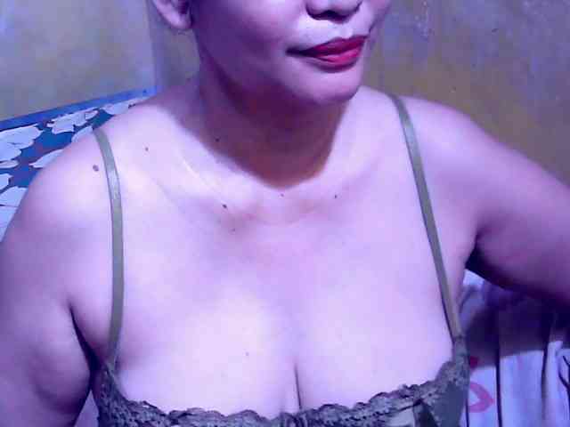 SweetMonlight webcam