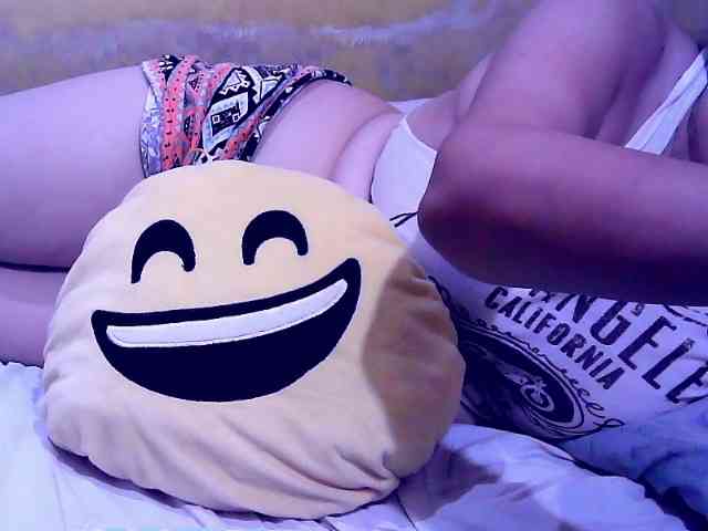 SweetMonlight webcam