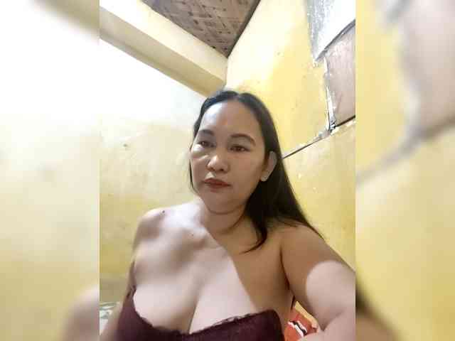 SweetMonlight webcam