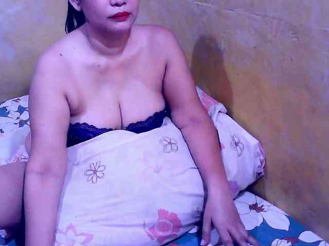 SweetMonlight webcam