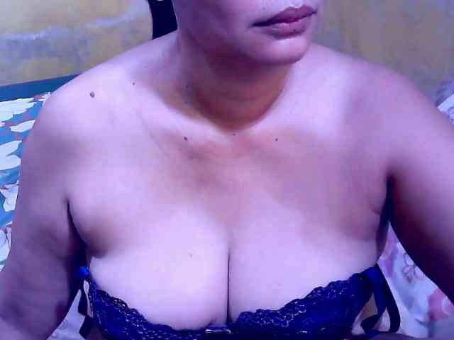 SweetMonlight webcam