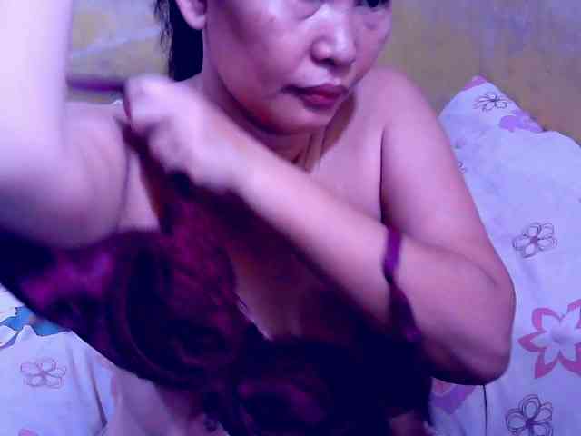 SweetMonlight webcam