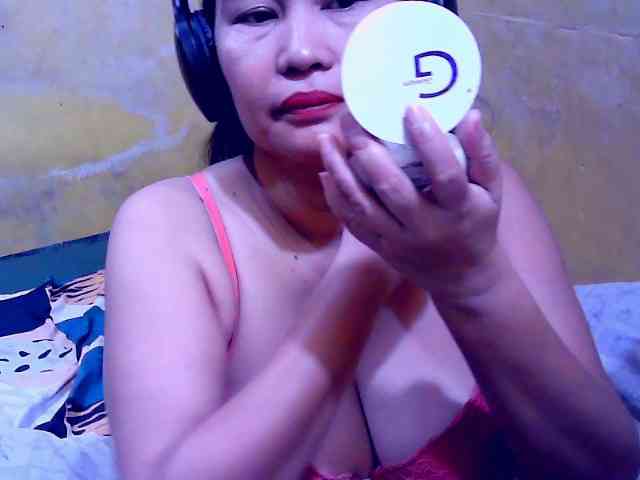 SweetMonlight webcam