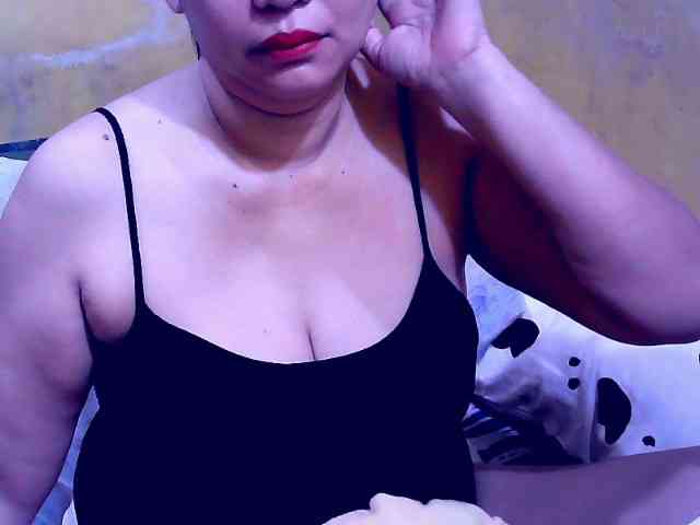 SweetMonlight webcam