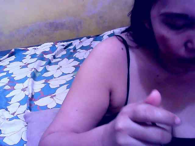 SweetMonlight webcam