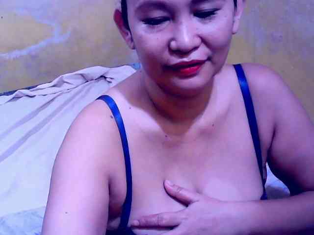 SweetMonlight webcam