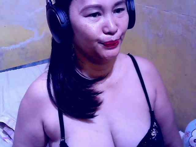SweetMonlight webcam