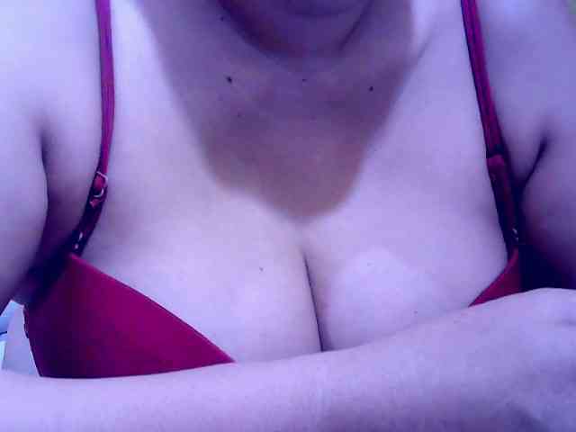 SweetMonlight webcam