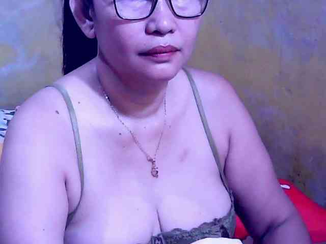 SweetMonlight webcam