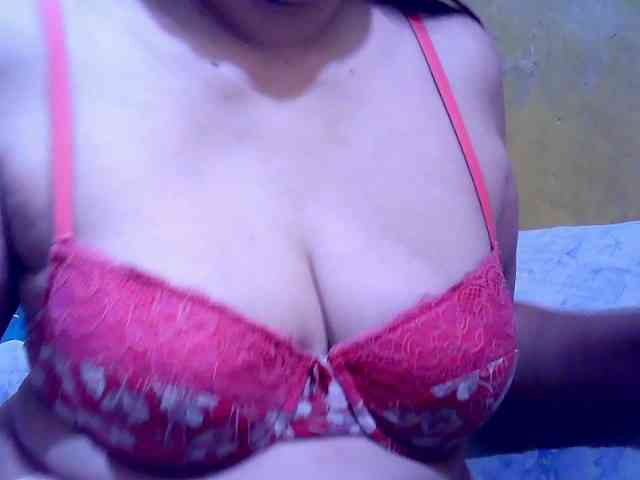 SweetMonlight webcam
