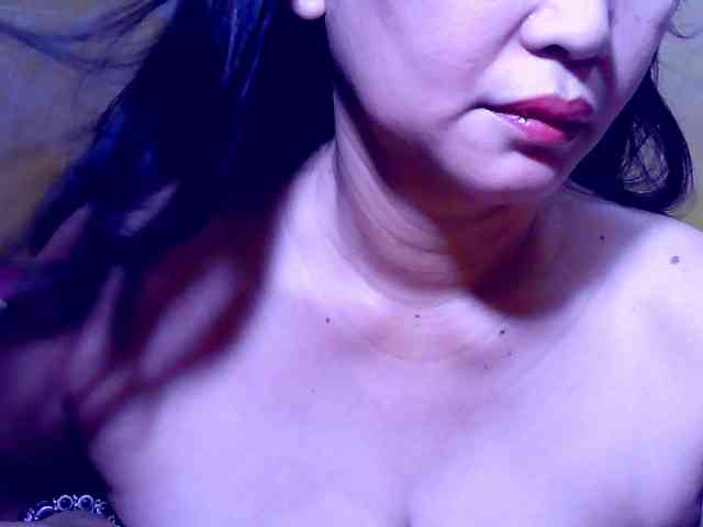 SweetMonlight webcam