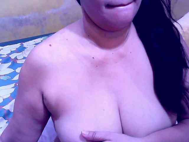SweetMonlight webcam