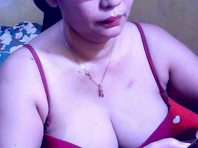 SweetMonlight webcam