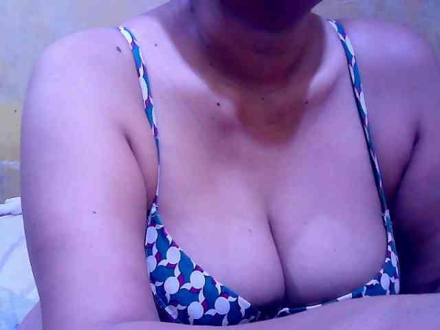 SweetMonlight webcam