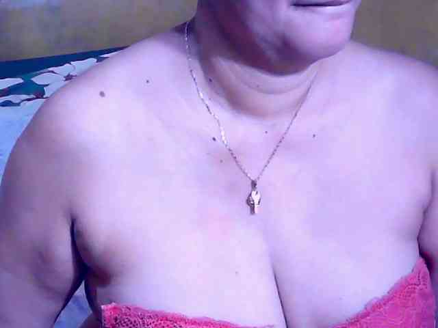 SweetMonlight webcam