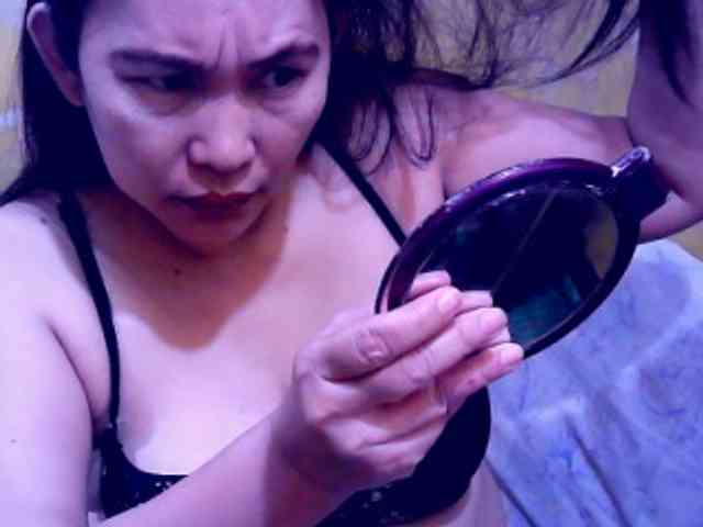SweetMonlight webcam