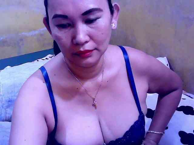 SweetMonlight webcam